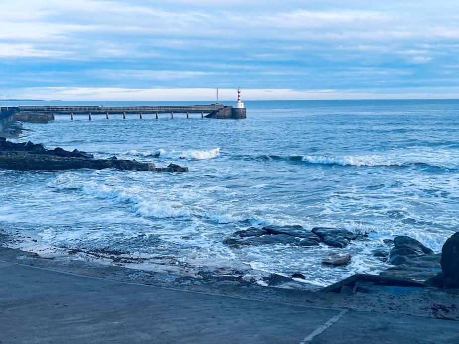 فيلا Amazing Sea Views And Hot Tub آمبل المظهر الخارجي الصورة